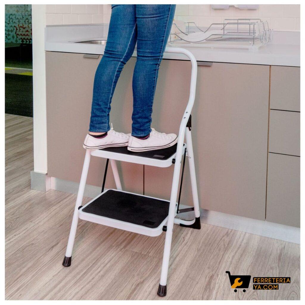 Escalera tubular, plegable, 2 peldaños, Pretul - 24118 - Imagen 3